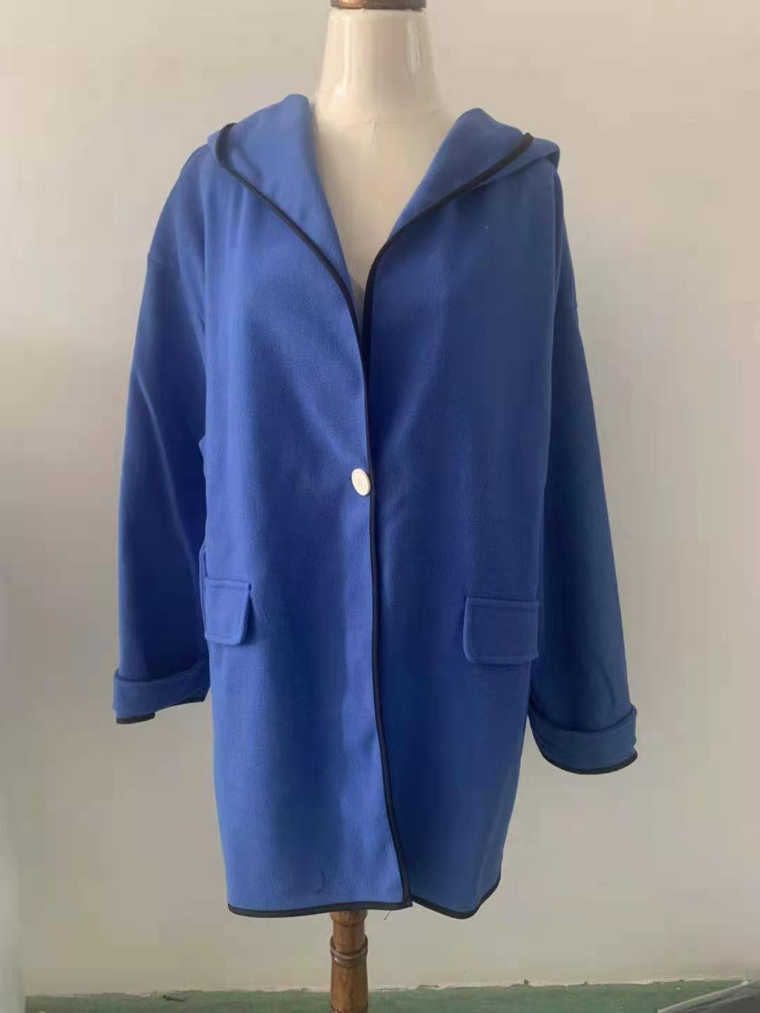 🧥 Cappotto Aurora – Eleganza che illumina le giornate più fredde